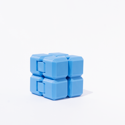 Cuby Hellblau